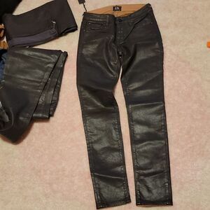 D-id  ankle skinny jeans. Florence,wash ,,used black,,. Brand new